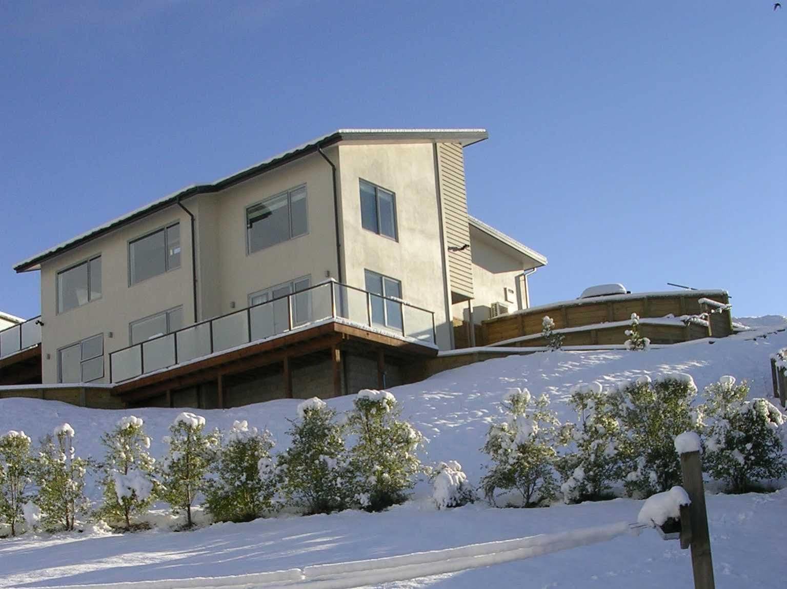 Criffel Peak View Bed&Breakfast Wanaka Exterior foto